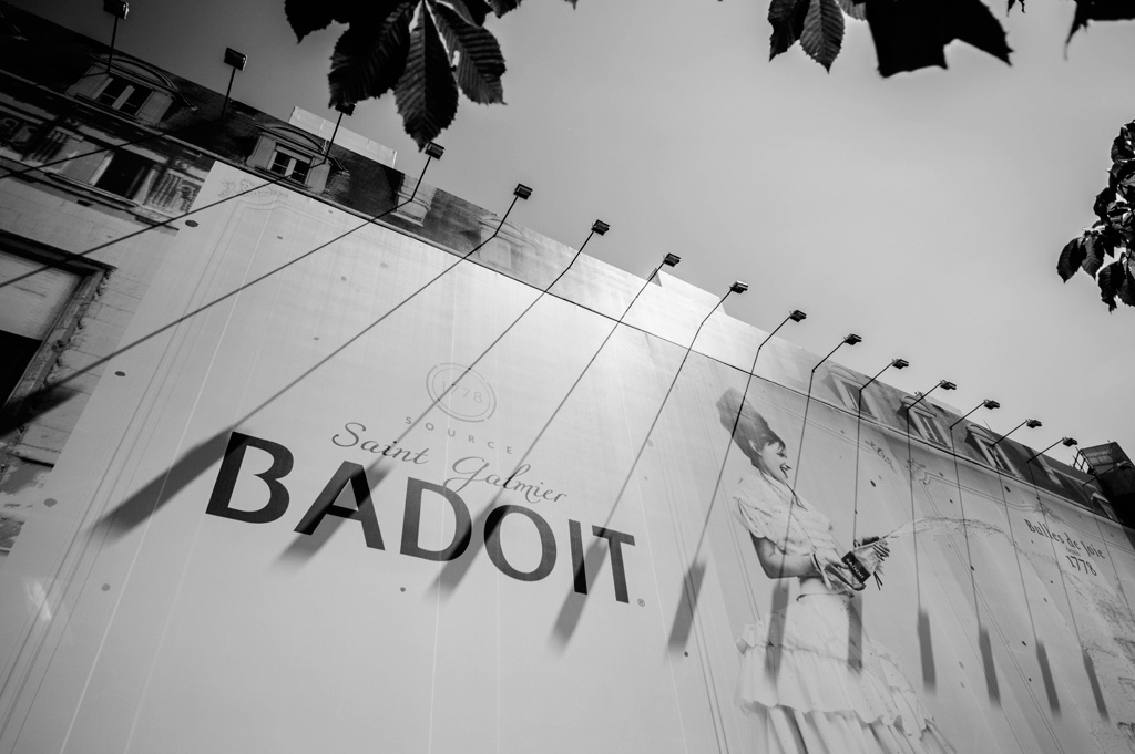 Paris rive gauche, affiche Badoit Noir et blanc